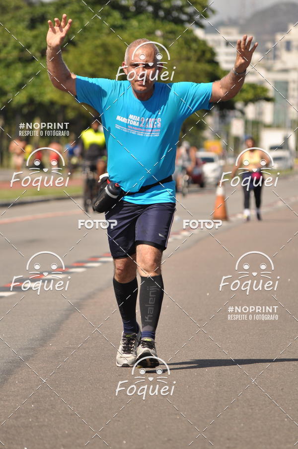 Achetez vos photos de l'vnement21KES - Meia Maratona do Esprito Santo sur Fotop