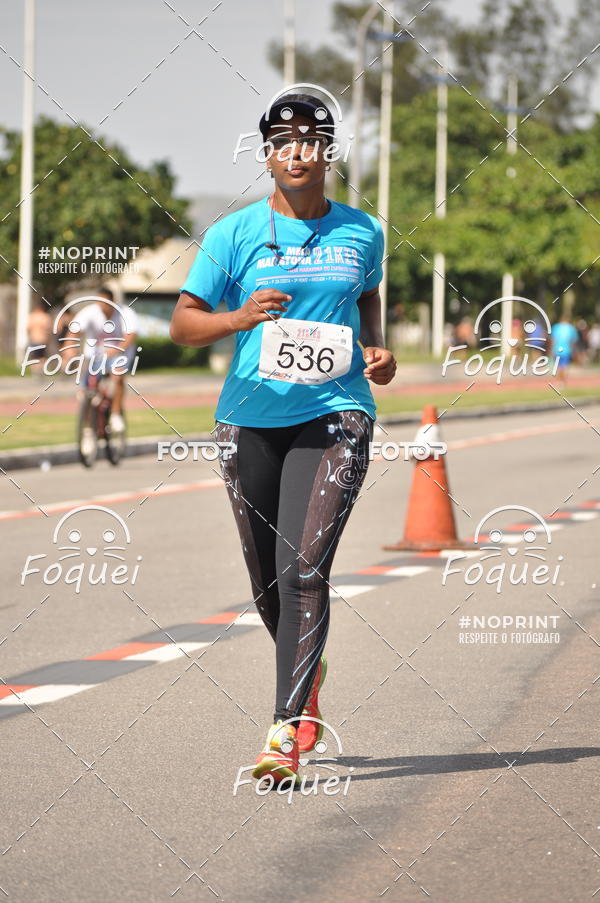 Compra tus fotos del evento21KES - Meia Maratona do Esprito Santo En Fotop