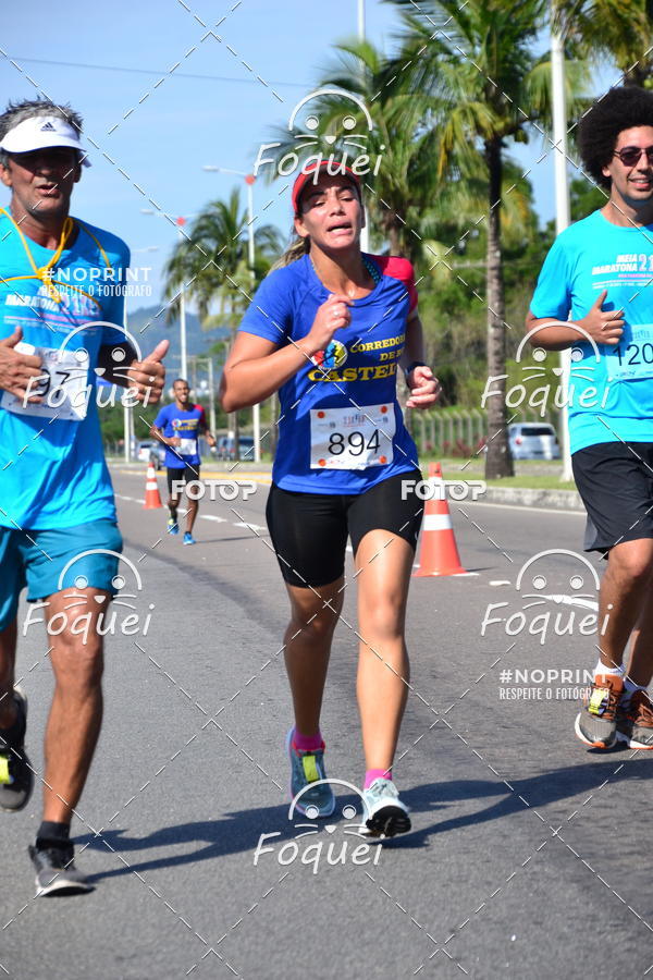 Buy your photos of the event21KES - Meia Maratona do Esprito Santo on Fotop