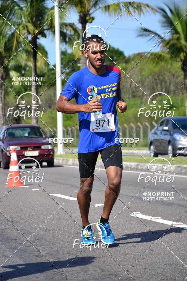 Buy your photos of the event21KES - Meia Maratona do Esprito Santo on Fotop