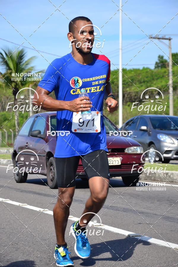 Buy your photos of the event21KES - Meia Maratona do Esprito Santo on Fotop