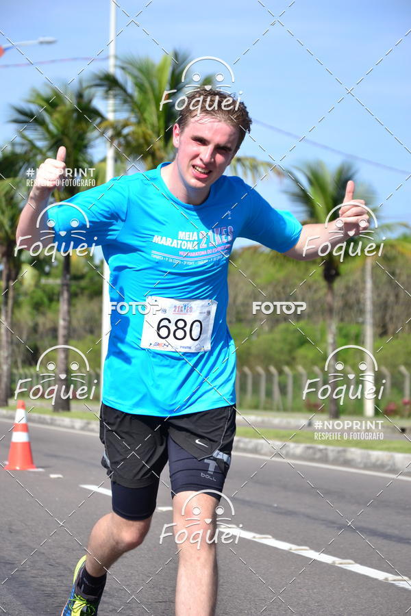 Buy your photos of the event21KES - Meia Maratona do Esprito Santo on Fotop