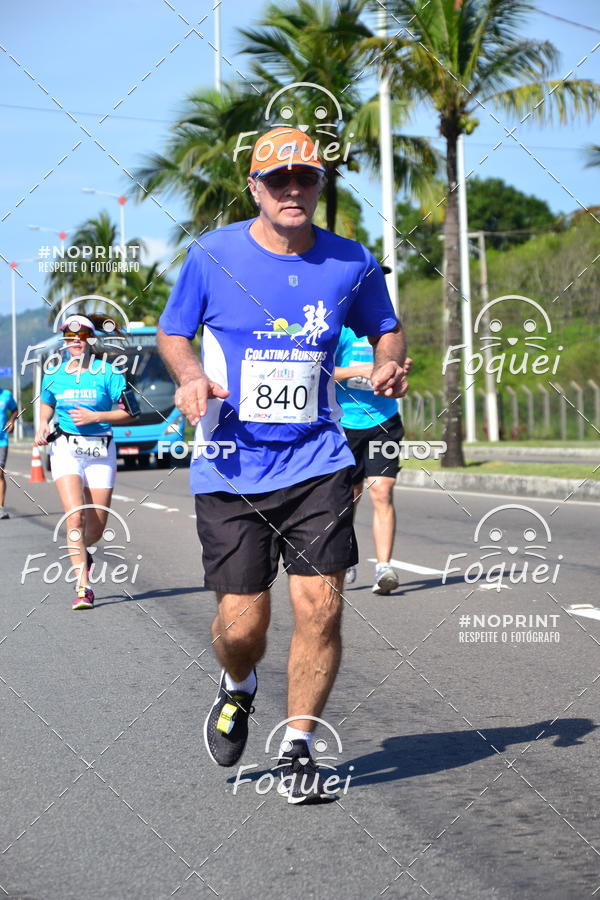 Buy your photos of the event21KES - Meia Maratona do Esprito Santo on Fotop