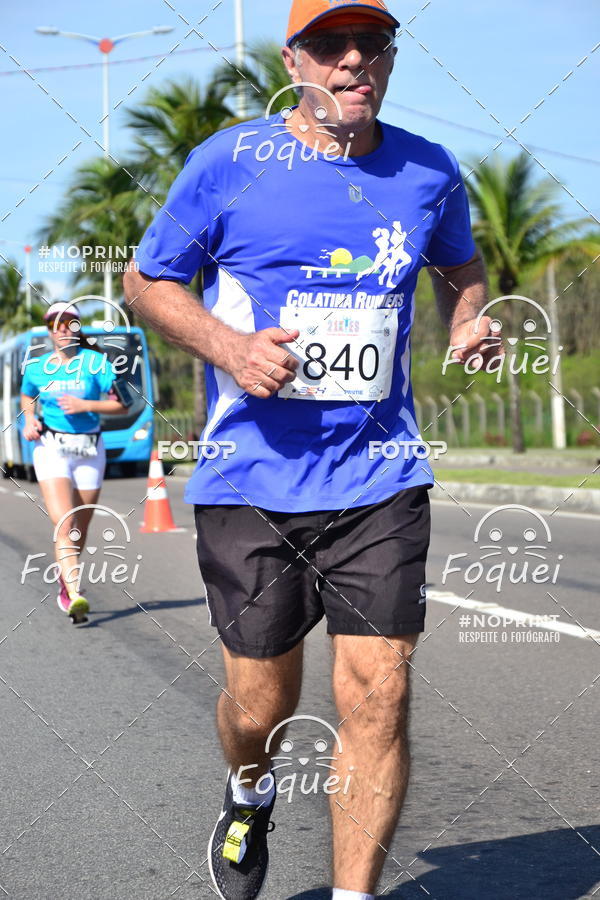 Buy your photos of the event21KES - Meia Maratona do Esprito Santo on Fotop