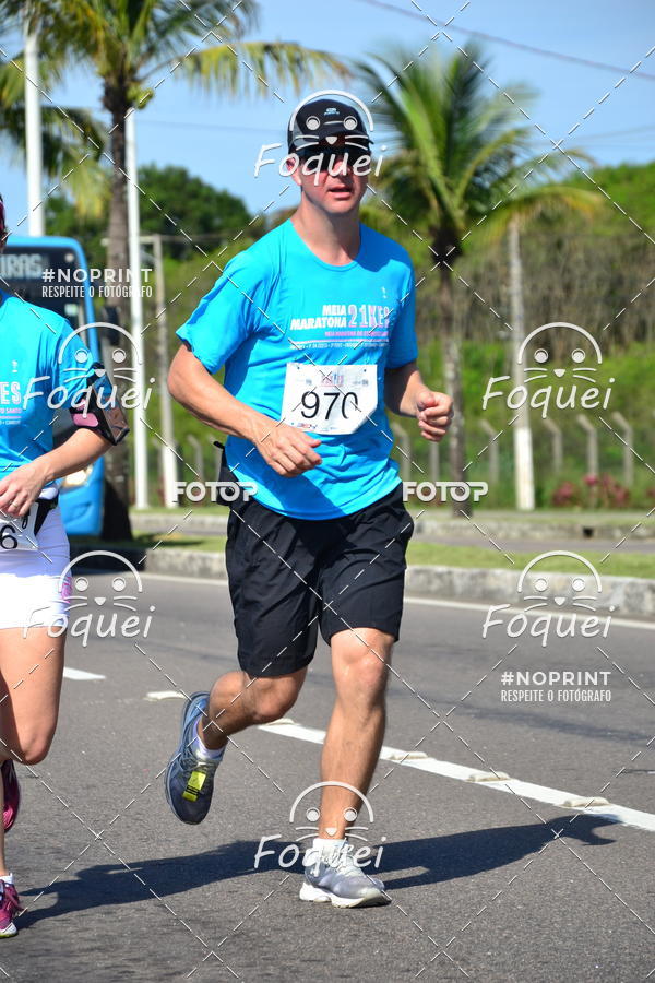 Buy your photos of the event21KES - Meia Maratona do Esprito Santo on Fotop