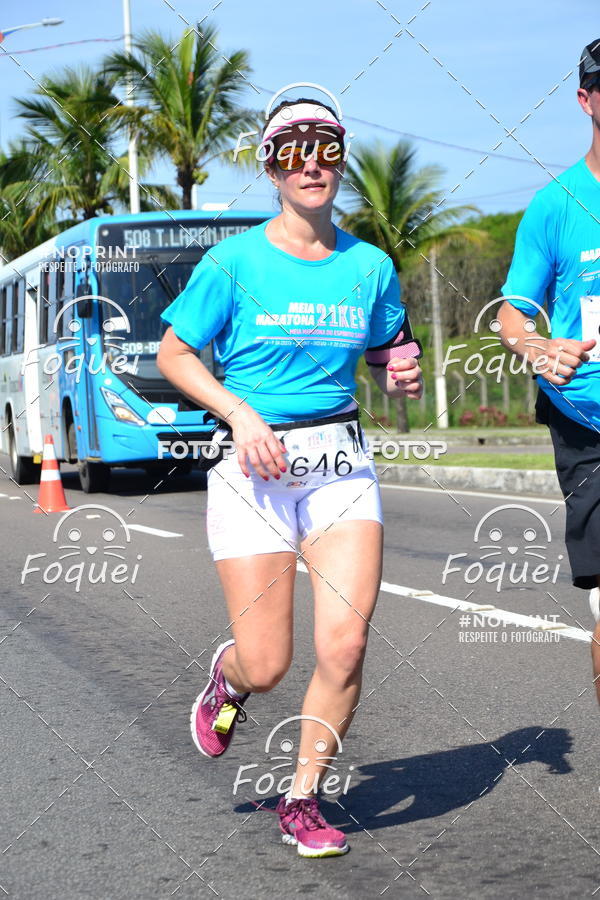 Buy your photos of the event21KES - Meia Maratona do Esprito Santo on Fotop