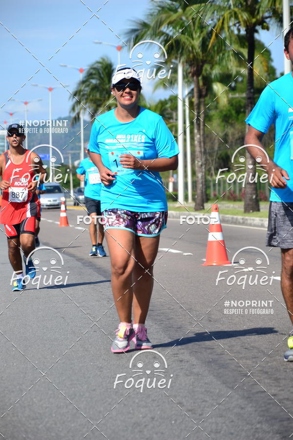 Buy your photos of the event21KES - Meia Maratona do Esprito Santo on Fotop