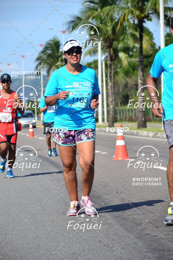 Buy your photos of the event21KES - Meia Maratona do Esprito Santo on Fotop