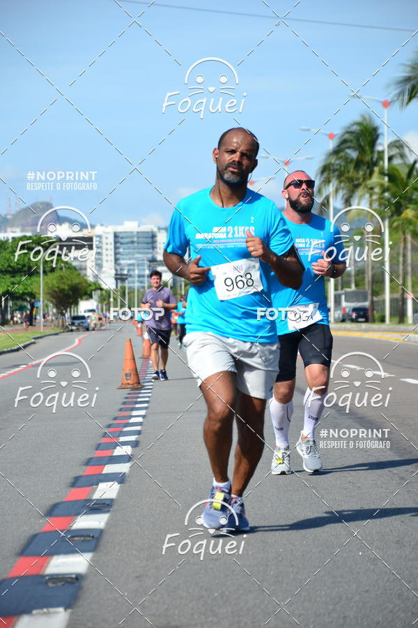 Compra tus fotos del evento21KES - Meia Maratona do Esprito Santo En Fotop