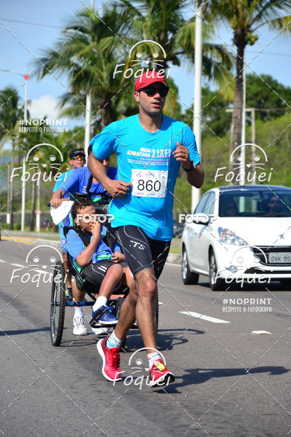 Buy your photos of the event21KES - Meia Maratona do Esprito Santo on Fotop