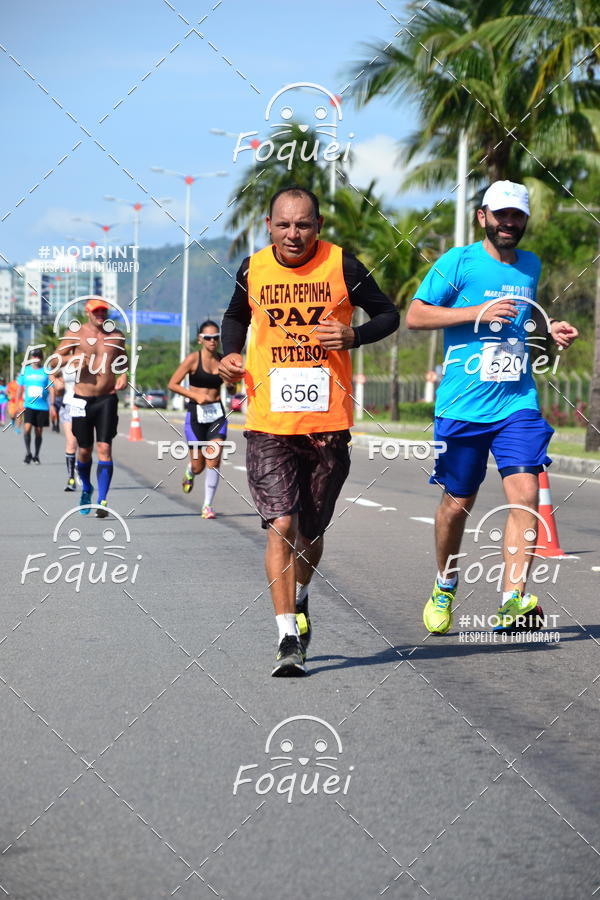 Buy your photos of the event21KES - Meia Maratona do Esprito Santo on Fotop