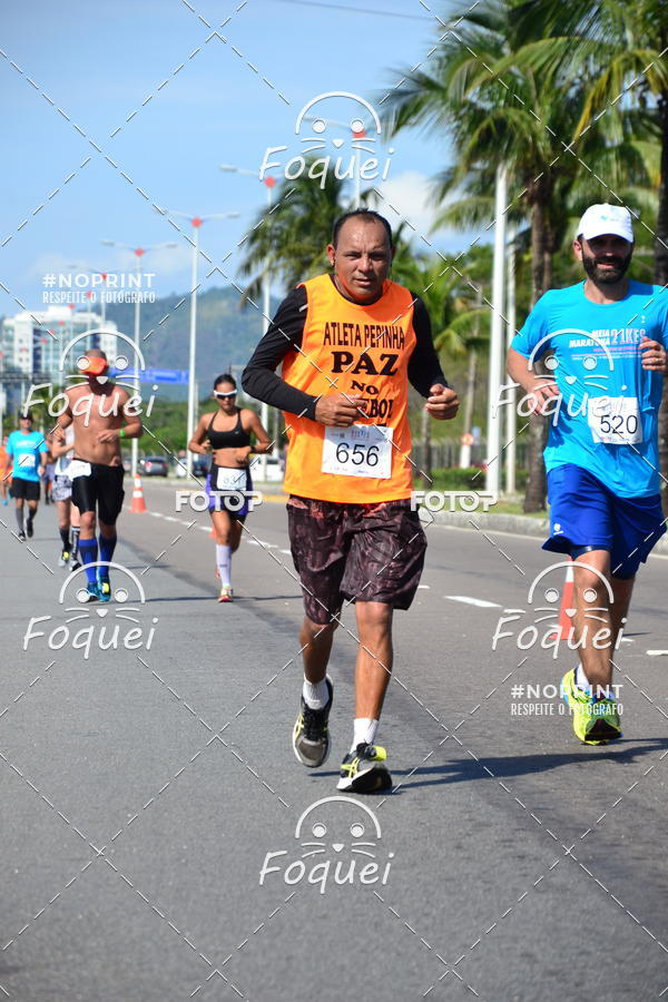 Buy your photos of the event21KES - Meia Maratona do Esprito Santo on Fotop