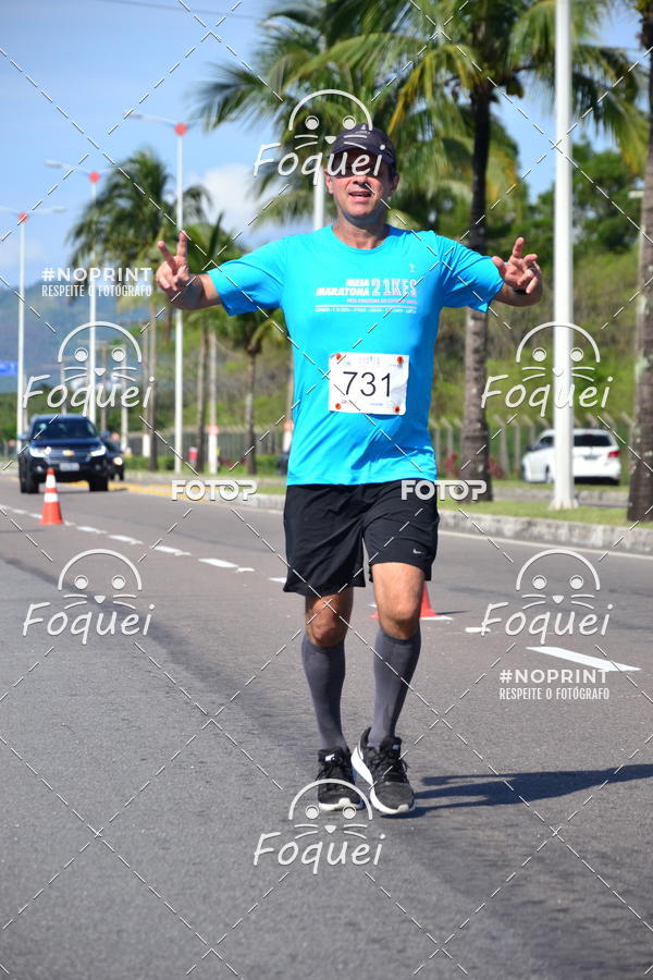 Buy your photos of the event21KES - Meia Maratona do Esprito Santo on Fotop