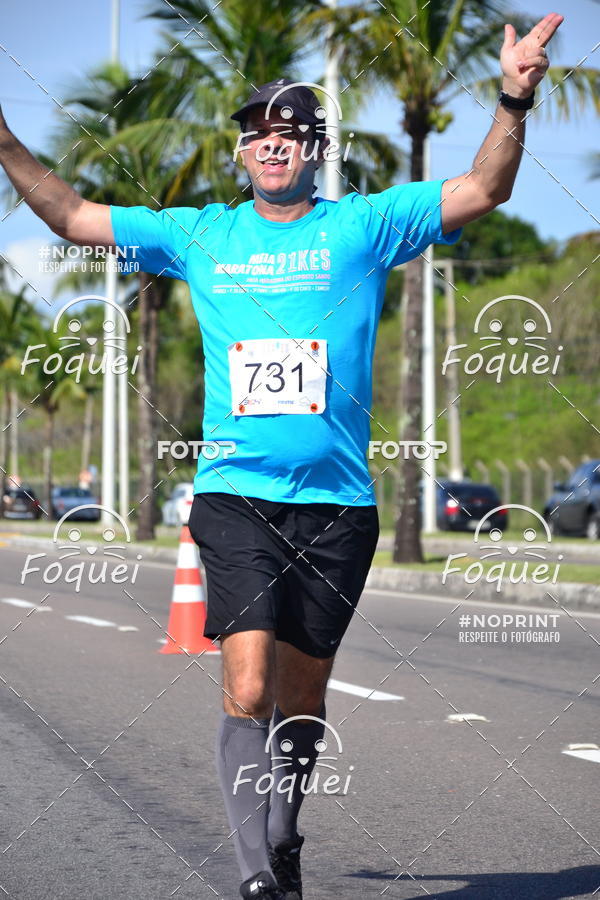 Buy your photos of the event21KES - Meia Maratona do Esprito Santo on Fotop