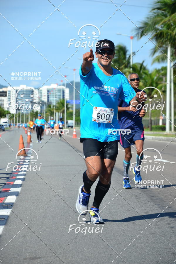 Compra tus fotos del evento21KES - Meia Maratona do Esprito Santo En Fotop