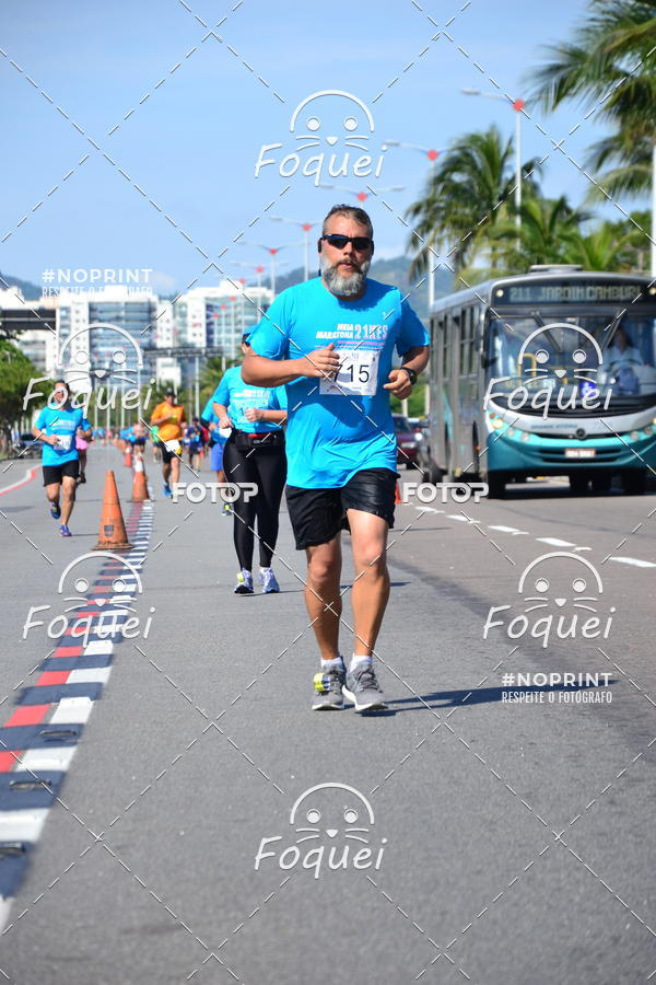 Compra tus fotos del evento21KES - Meia Maratona do Esprito Santo En Fotop
