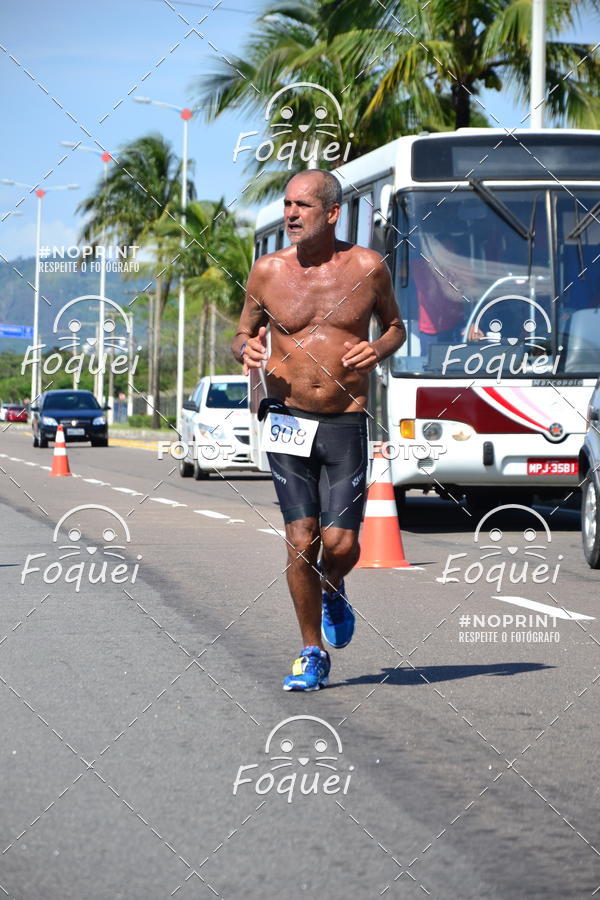Buy your photos of the event21KES - Meia Maratona do Esprito Santo on Fotop