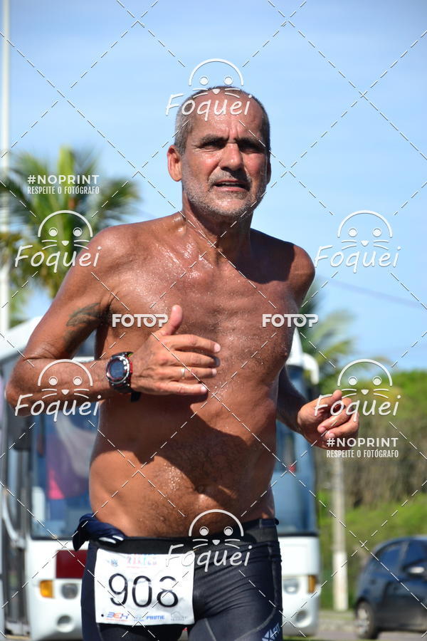 Buy your photos of the event21KES - Meia Maratona do Esprito Santo on Fotop