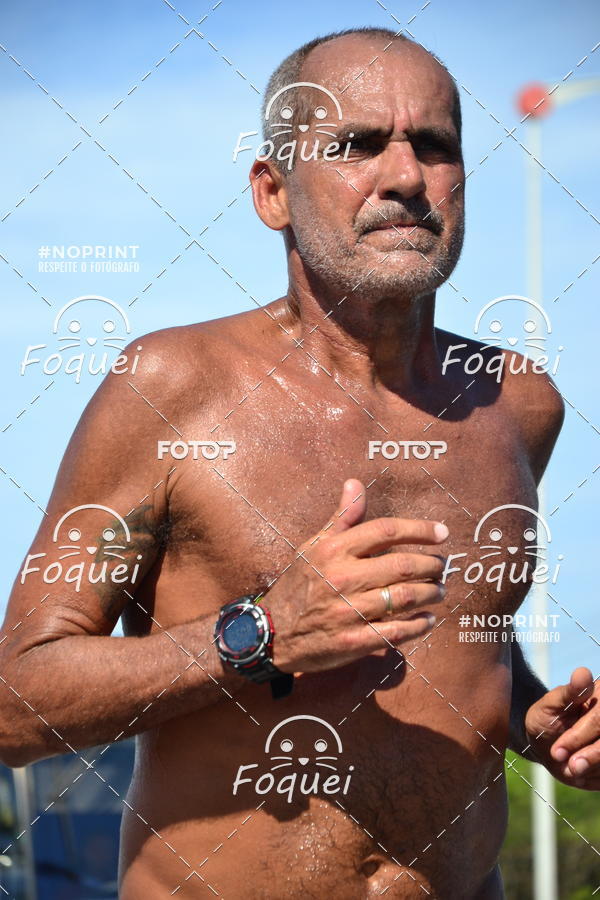 Buy your photos of the event21KES - Meia Maratona do Esprito Santo on Fotop