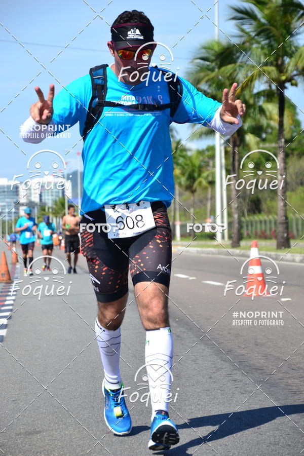 Buy your photos of the event21KES - Meia Maratona do Esprito Santo on Fotop