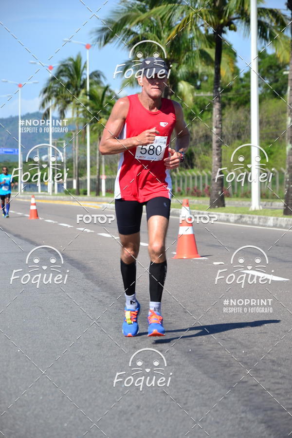 Buy your photos of the event21KES - Meia Maratona do Esprito Santo on Fotop