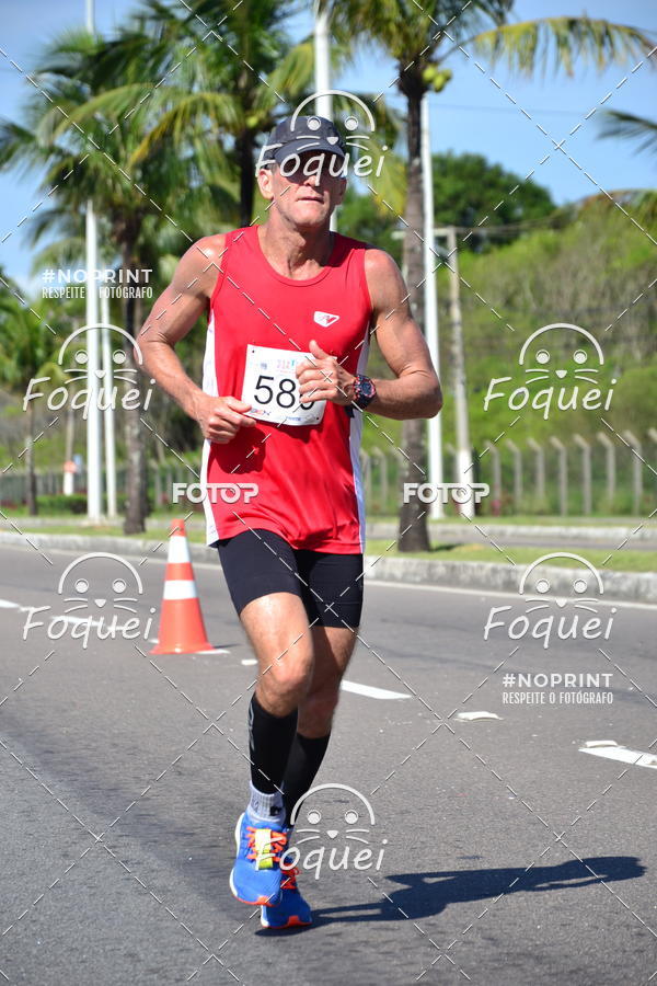 Buy your photos of the event21KES - Meia Maratona do Esprito Santo on Fotop