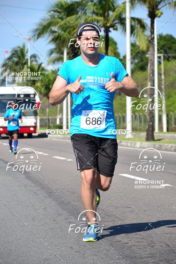 Buy your photos of the event21KES - Meia Maratona do Esprito Santo on Fotop