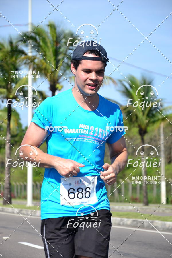 Buy your photos of the event21KES - Meia Maratona do Esprito Santo on Fotop