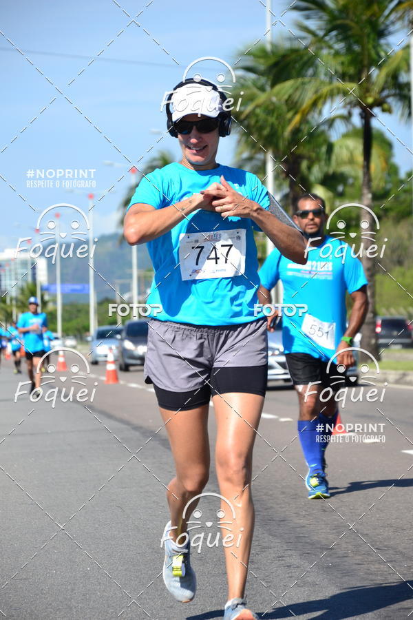 Buy your photos of the event21KES - Meia Maratona do Esprito Santo on Fotop