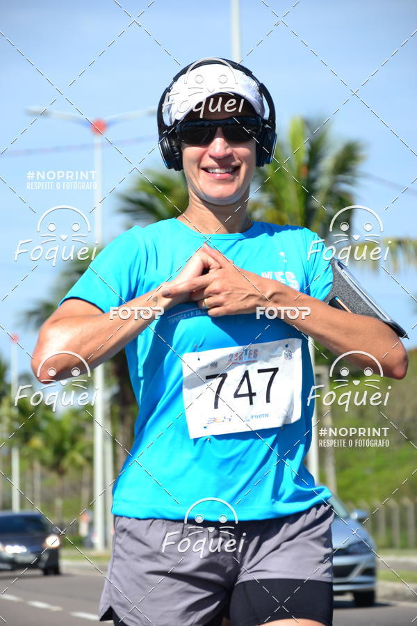 Buy your photos of the event21KES - Meia Maratona do Esprito Santo on Fotop