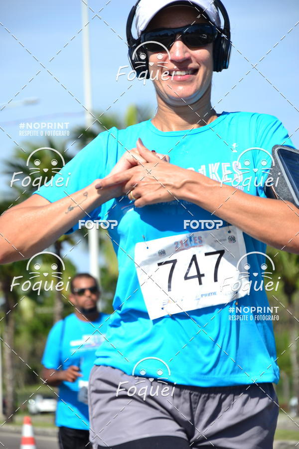 Buy your photos of the event21KES - Meia Maratona do Esprito Santo on Fotop