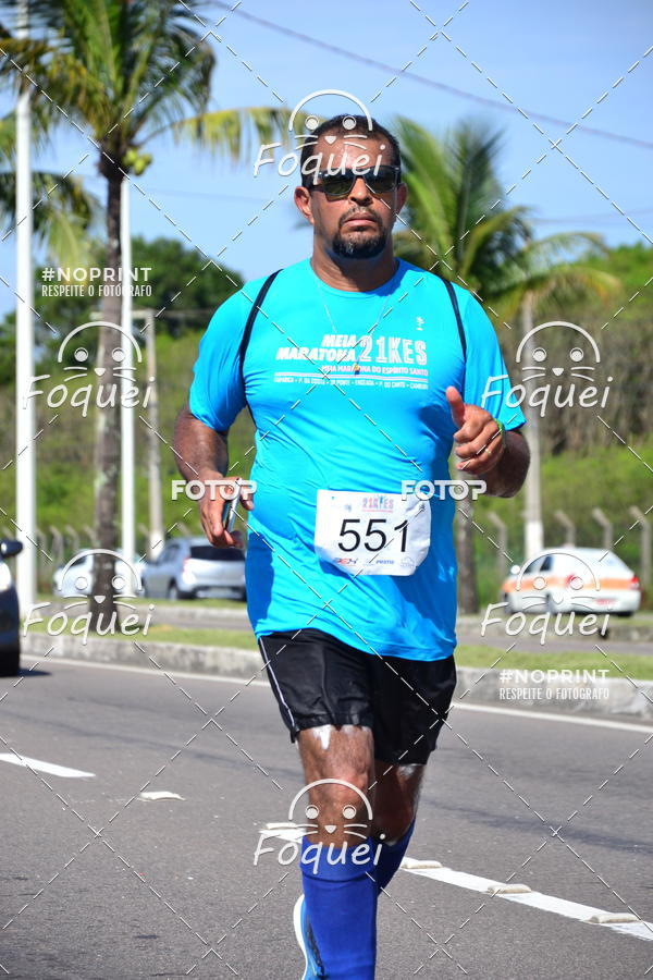 Buy your photos of the event21KES - Meia Maratona do Esprito Santo on Fotop