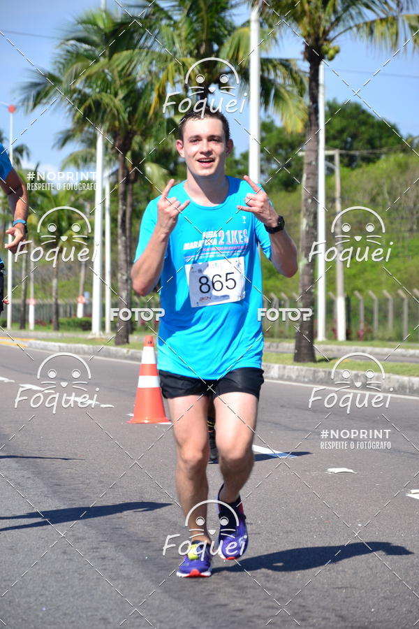 Buy your photos of the event21KES - Meia Maratona do Esprito Santo on Fotop