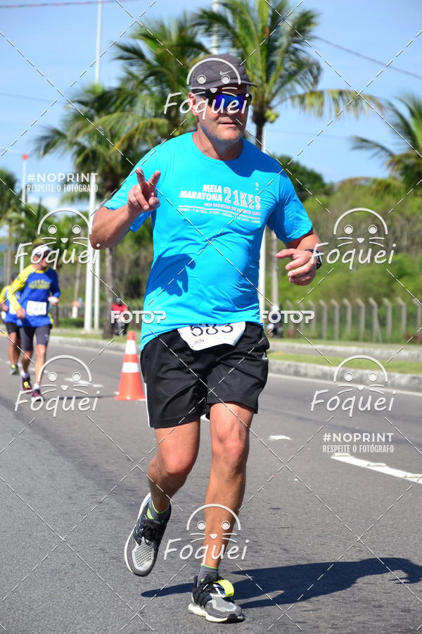 Buy your photos of the event21KES - Meia Maratona do Esprito Santo on Fotop
