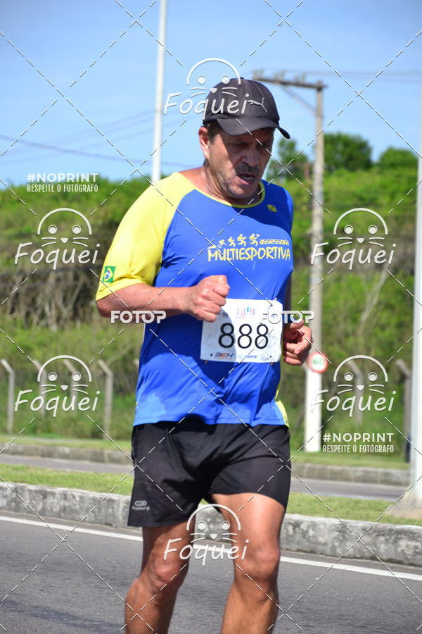 Buy your photos of the event21KES - Meia Maratona do Esprito Santo on Fotop
