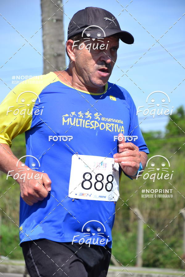 Buy your photos of the event21KES - Meia Maratona do Esprito Santo on Fotop