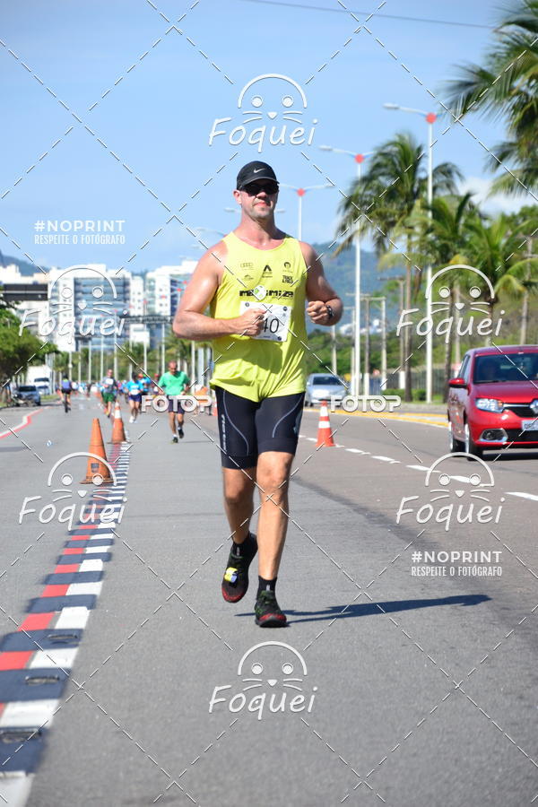 Buy your photos of the event21KES - Meia Maratona do Esprito Santo on Fotop