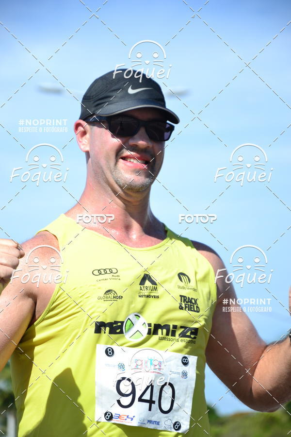 Buy your photos of the event21KES - Meia Maratona do Esprito Santo on Fotop