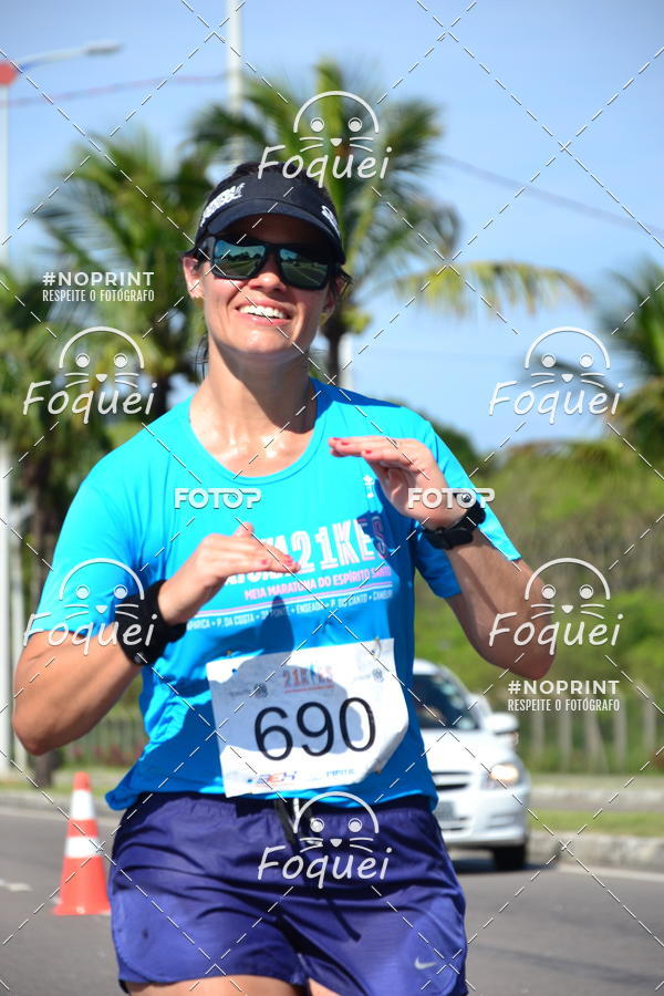 Buy your photos of the event21KES - Meia Maratona do Esprito Santo on Fotop