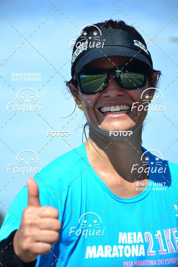 Buy your photos of the event21KES - Meia Maratona do Esprito Santo on Fotop