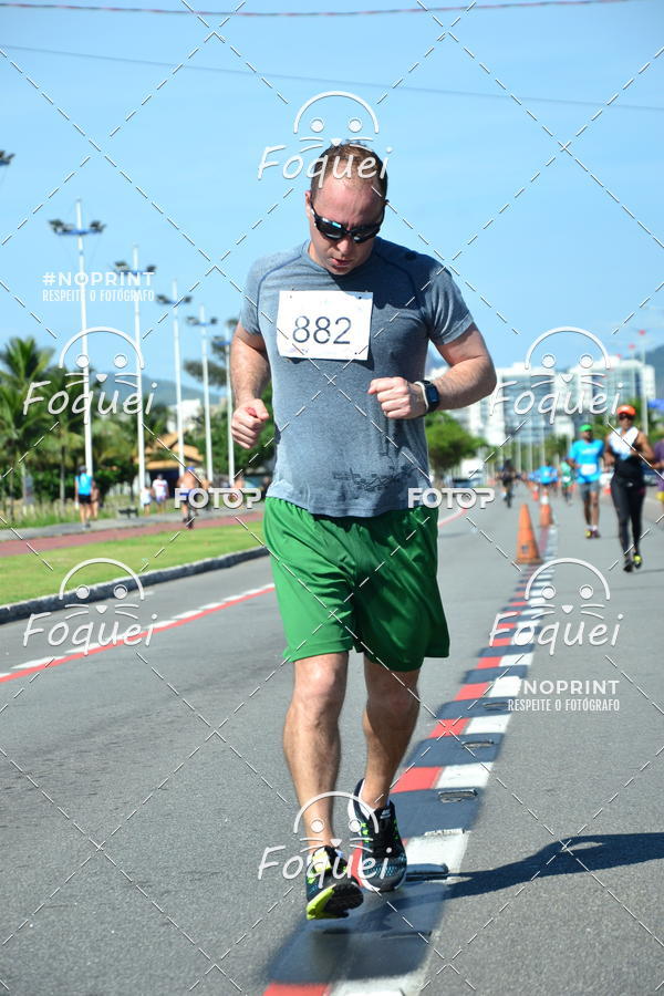 Buy your photos of the event21KES - Meia Maratona do Esprito Santo on Fotop
