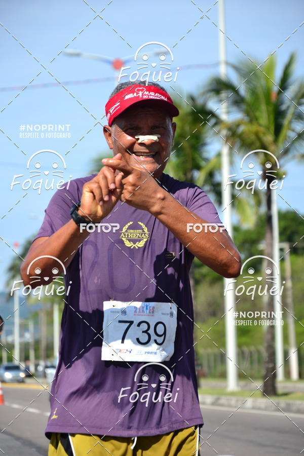 Buy your photos of the event21KES - Meia Maratona do Esprito Santo on Fotop