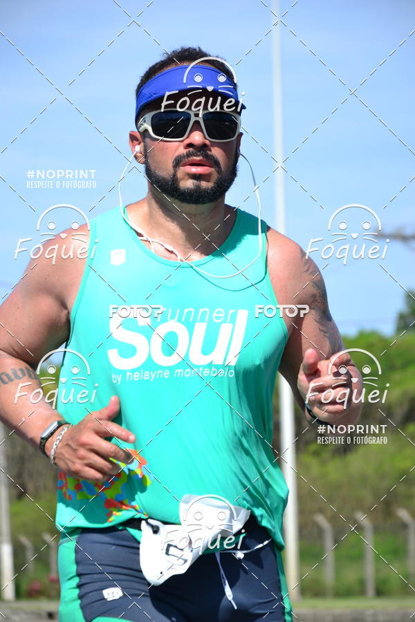 Buy your photos of the event21KES - Meia Maratona do Esprito Santo on Fotop