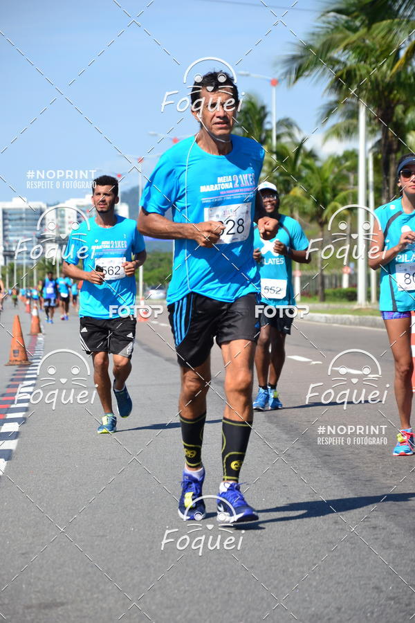 Buy your photos of the event21KES - Meia Maratona do Esprito Santo on Fotop