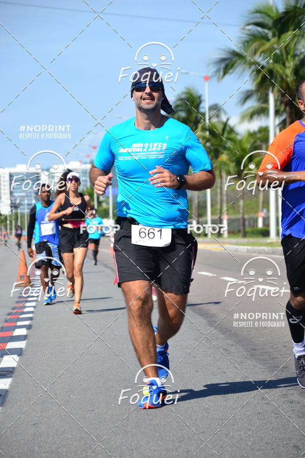 Buy your photos of the event21KES - Meia Maratona do Esprito Santo on Fotop