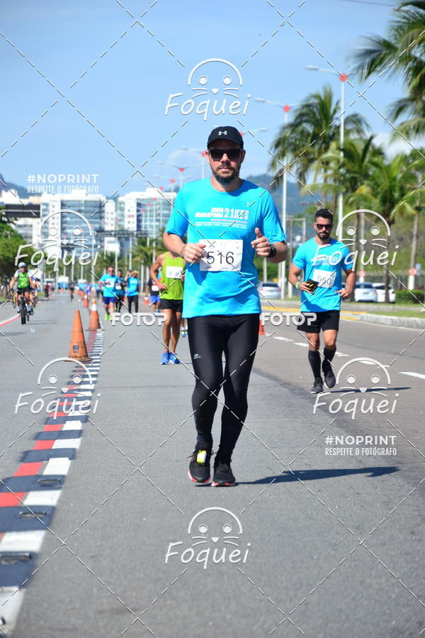 Buy your photos of the event21KES - Meia Maratona do Esprito Santo on Fotop