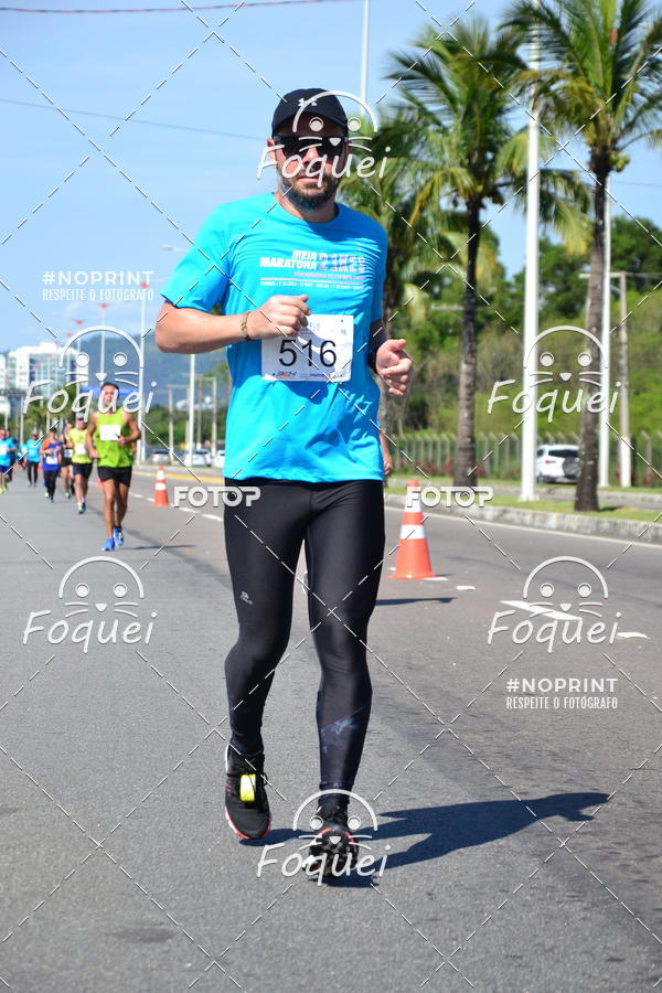 Buy your photos of the event21KES - Meia Maratona do Esprito Santo on Fotop