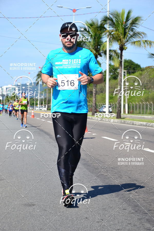 Buy your photos of the event21KES - Meia Maratona do Esprito Santo on Fotop
