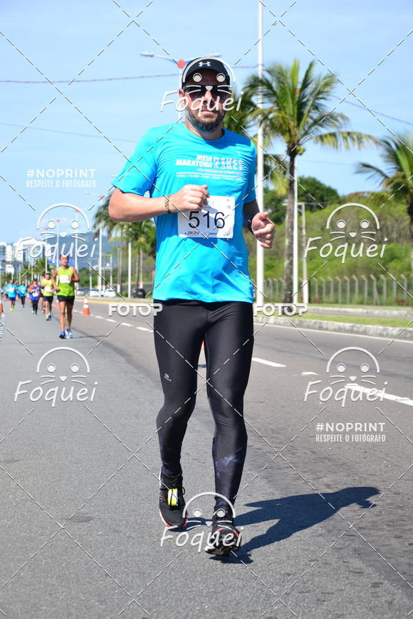 Buy your photos of the event21KES - Meia Maratona do Esprito Santo on Fotop