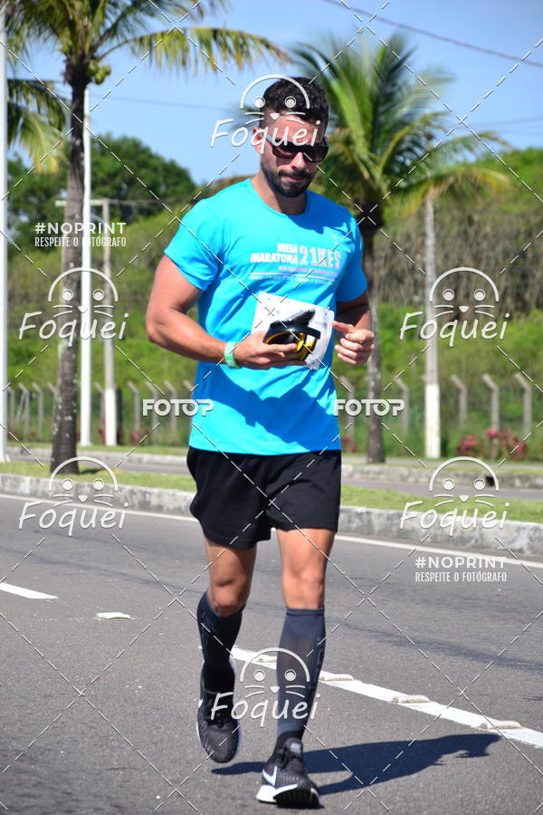 Buy your photos of the event21KES - Meia Maratona do Esprito Santo on Fotop